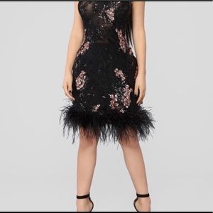 Feather trim black dress with sequin